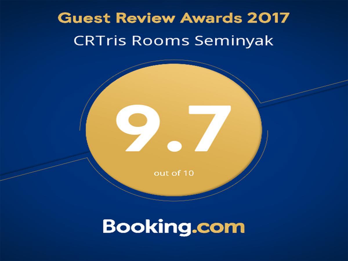 Cr Tris Wisma tamu