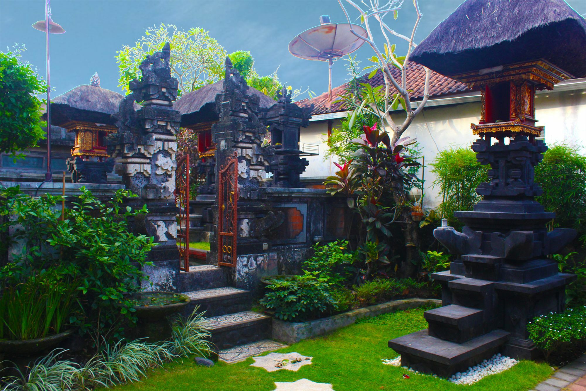 Wisma tamu Cr Tris