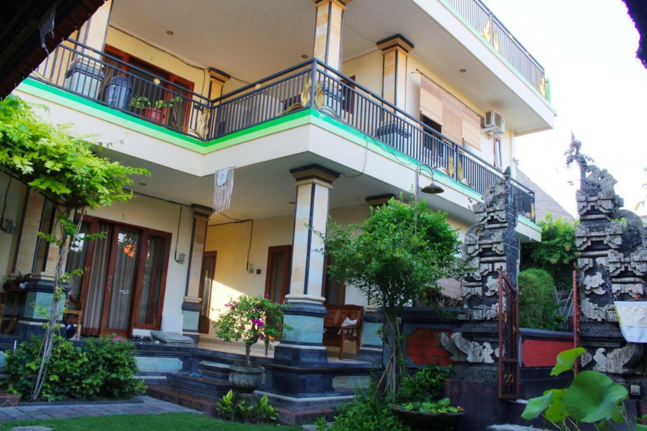 Wisma tamu Cr Tris 2*